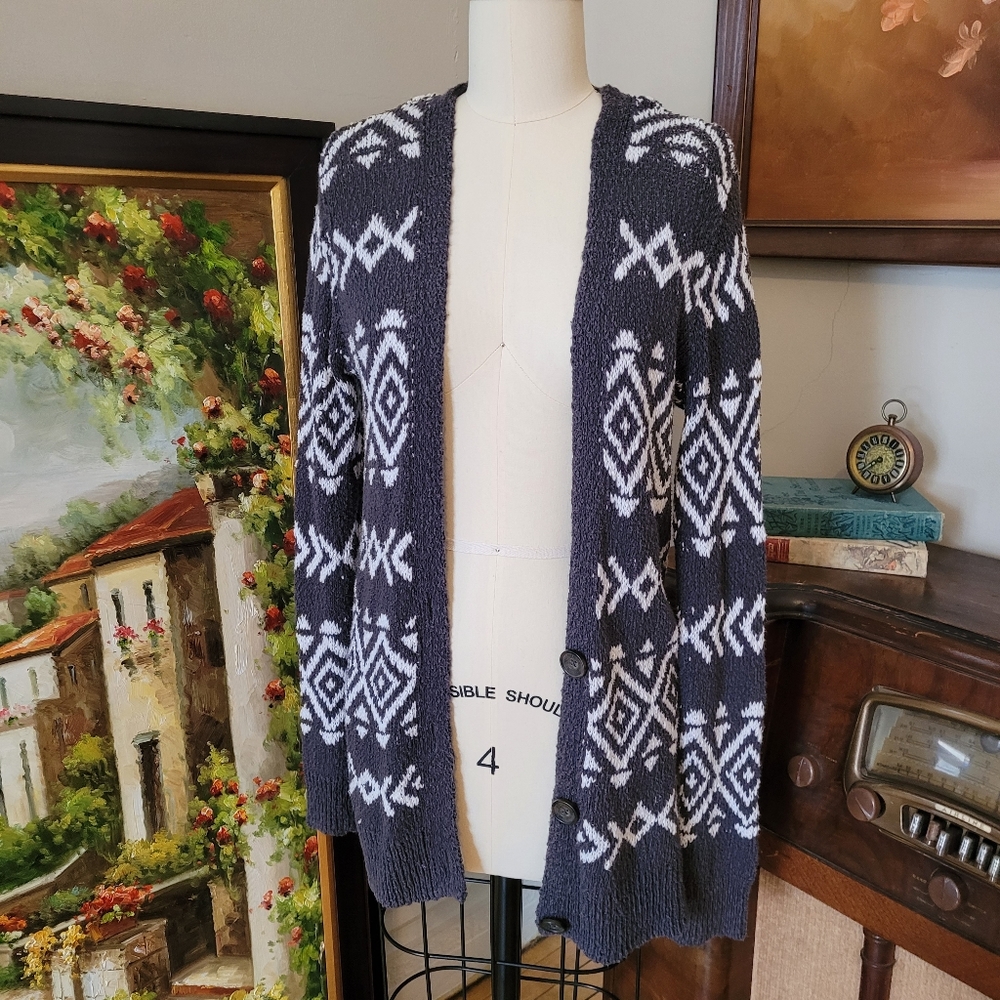Hollister gray white cardigan sweater